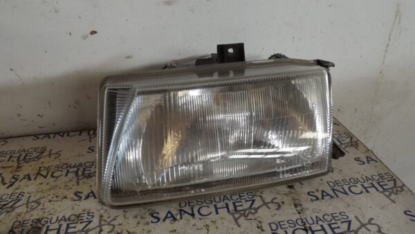 FARO IZQUIERDO SEAT CORDOBA BERLINA (6K2) *