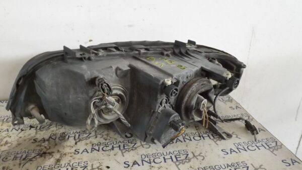 FARO DERECHO BMW SERIE X5 (E53) * - Imagen 2