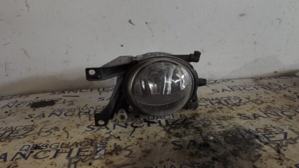 FARO ANTINIEBLA DERECHO BMW SERIE 5 BERLINA (E39) * - Imagen 2