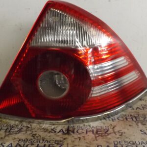 PILOTO TRASERO DERECHO FORD MONDEO BER. (CA2) *