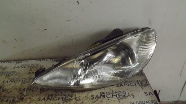 FARO IZQUIERDO PEUGEOT 206 BERLINA *