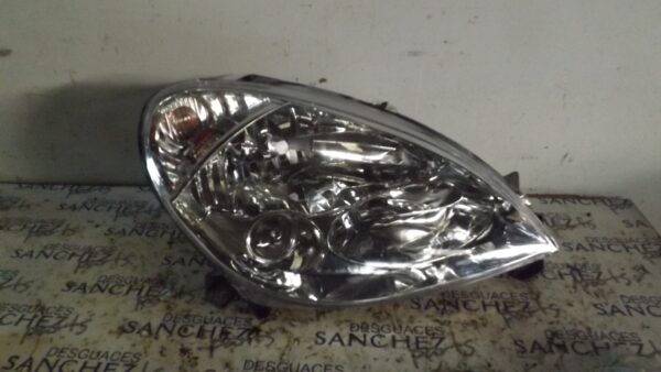 FARO DERECHO CITROEN XSARA BERLINA *