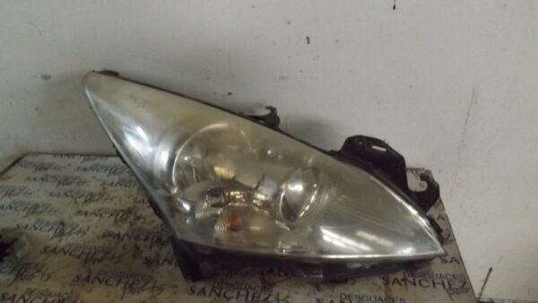 FARO DERECHO PEUGEOT 5008 (09.2009->) *