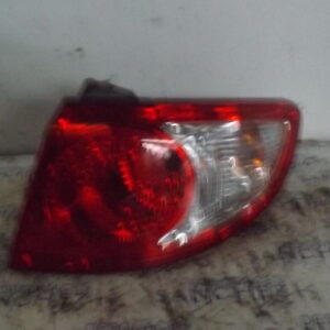 PILOTO TRASERO DERECHO HYUNDAI SANTA FE (BM) *