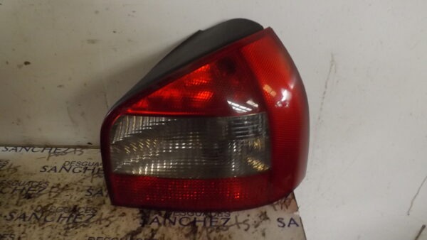 PILOTO TRASERO DERECHO AUDI A3 (8L) *