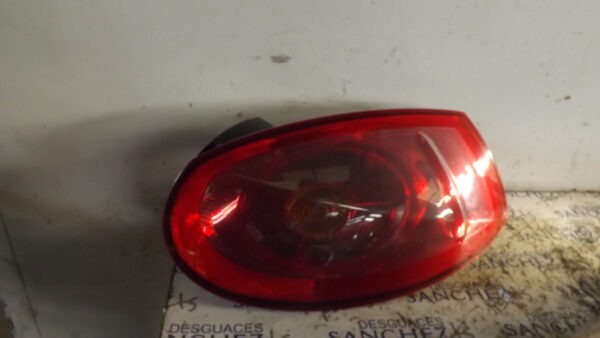 PILOTO TRASERO DERECHO FIAT BRAVO (198) *