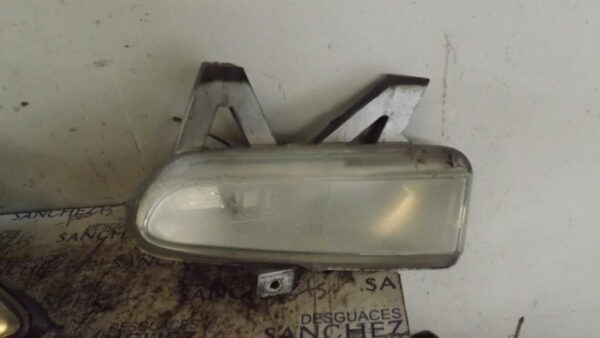 FARO ANTINIEBLA IZQUIERDO PEUGEOT 406 BERLINA (S1/S2) *