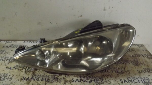 FARO IZQUIERDO PEUGEOT 206 BERLINA *