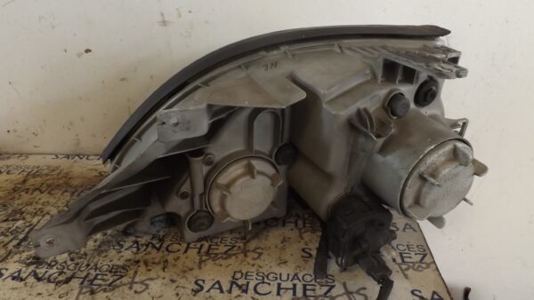 FARO DERECHO HYUNDAI TERRACAN (HP) * - Imagen 2