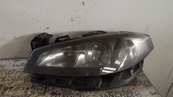 FARO IZQUIERDO RENAULT LAGUNA II (BG0) *