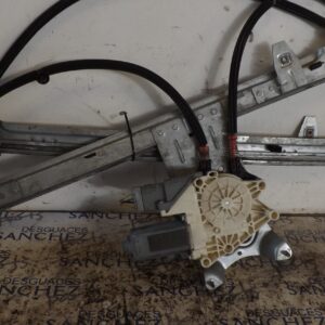 MOTOR ELEVALUNAS DELANTERO IZQUIERDO » SIN IDENTIFICAR