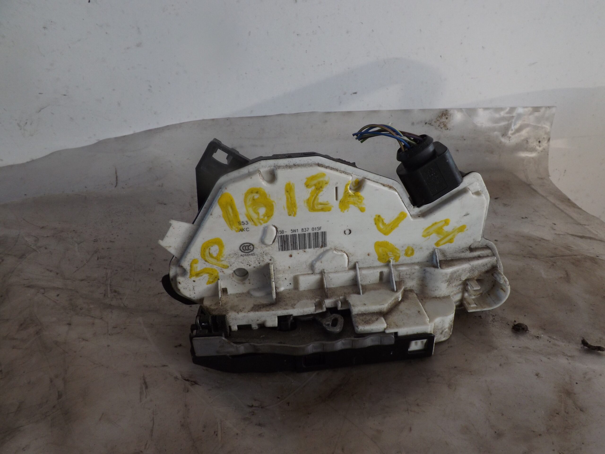 CERRADURA PUERTA DELANTERA IZQUIERDA SEAT IBIZA (6J5) 1.6 TDI