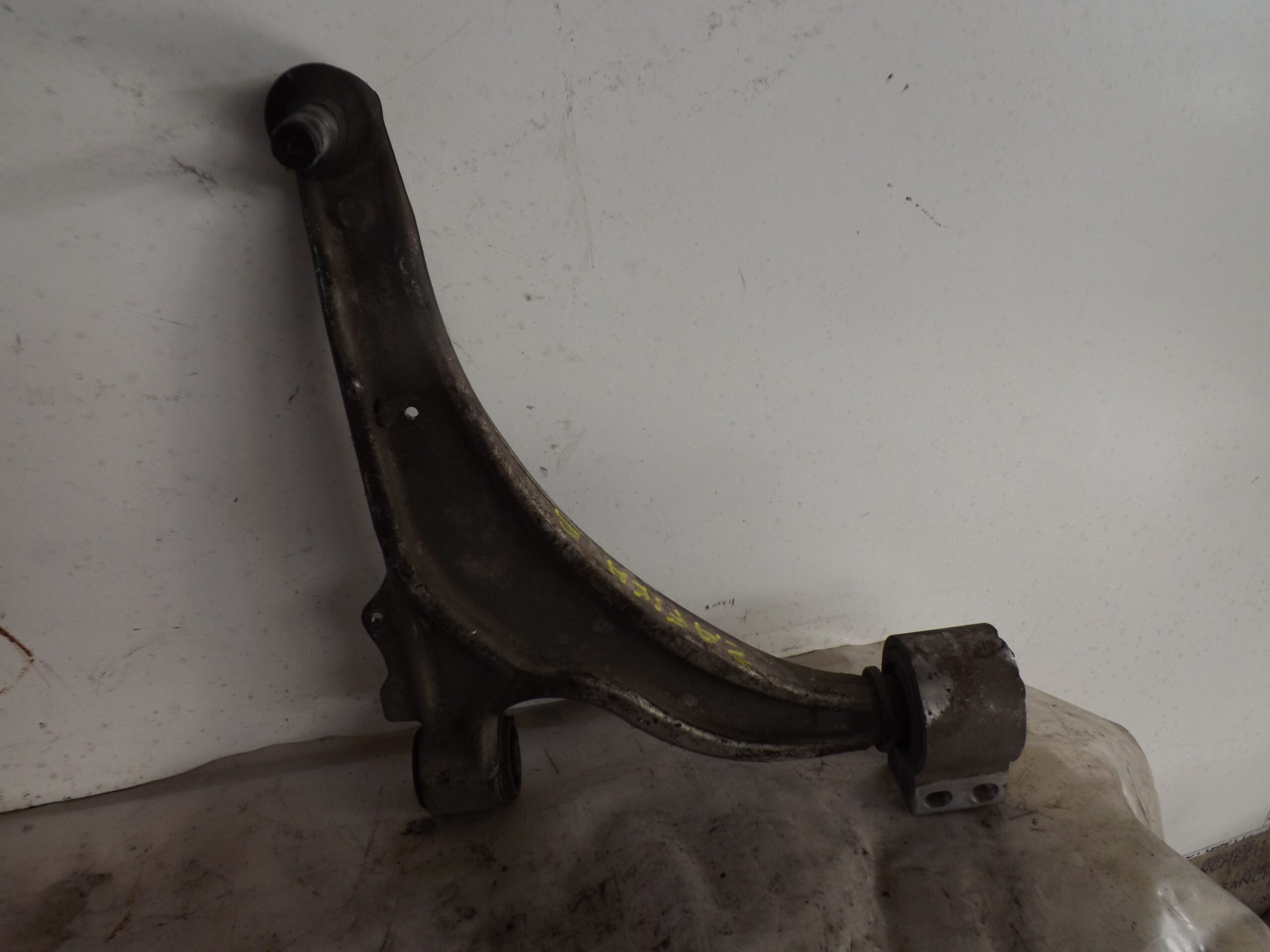 BRAZO SUSPENSION INFERIOR DELANTERO DERECHO OPEL ZAFIRA TOURER 2.0 CDTI