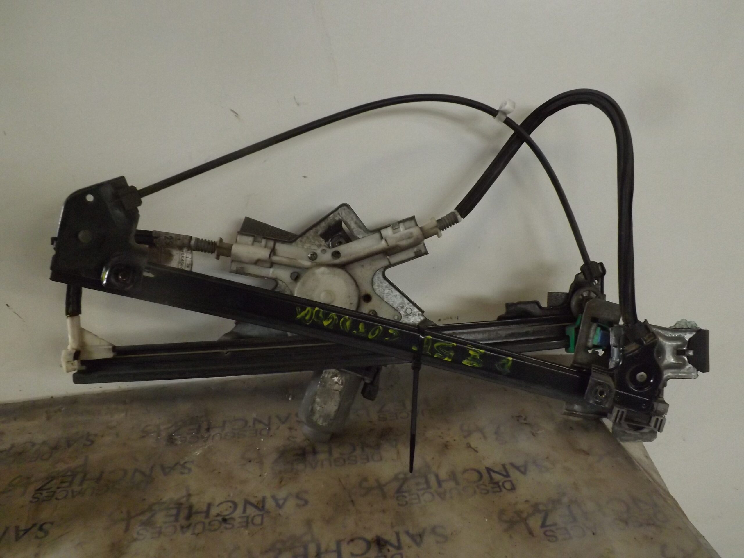 MOTOR ELEVALUNAS DELANTERO IZQUIERDO SEAT IBIZA (6K) 1.9 Diesel CAT (1Y)