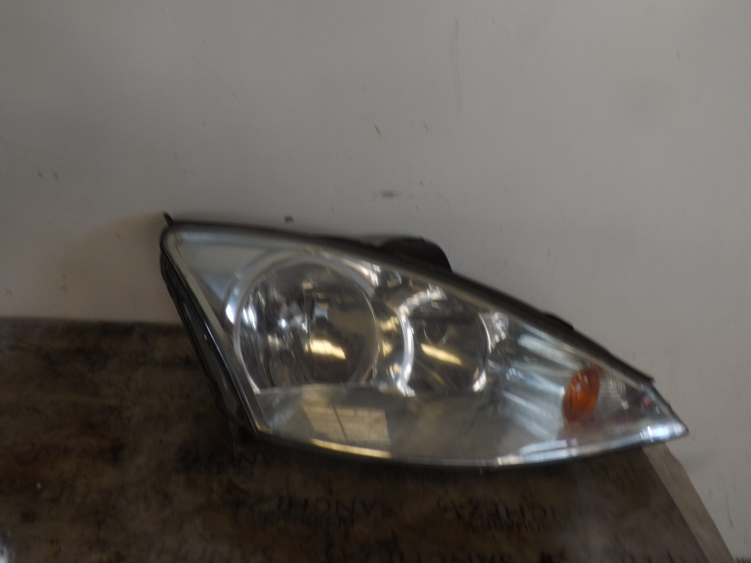 FARO DERECHO FORD FOCUS BERLINA (CAK) 1.8 TDCi Turbodiesel CAT