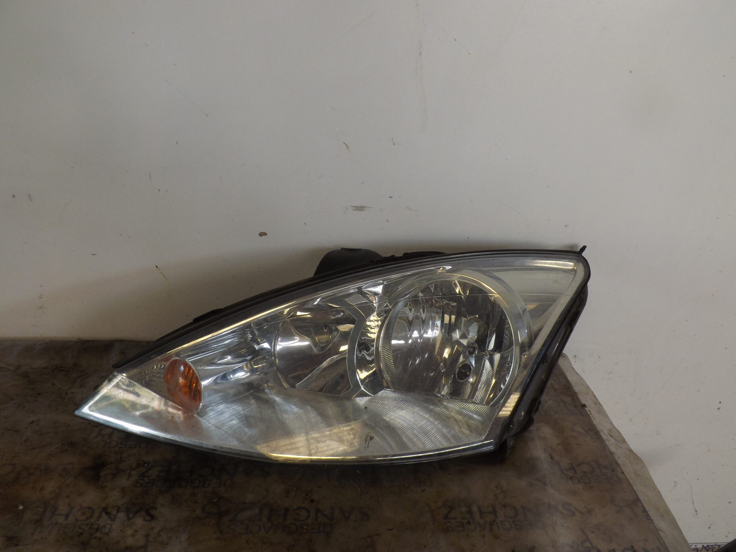 FARO IZQUIERDO FORD FOCUS BERLINA (CAK) 1.8 TDCi Turbodiesel CAT