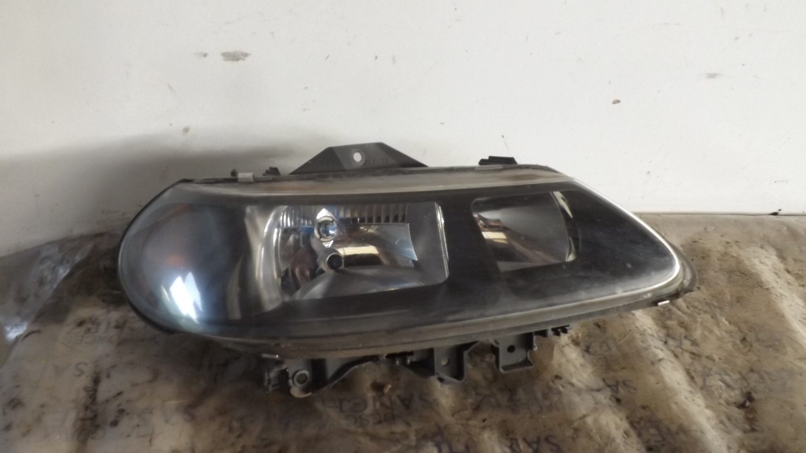 FARO DERECHO RENAULT LAGUNA (B56) 1.9 dTi Diesel CAT