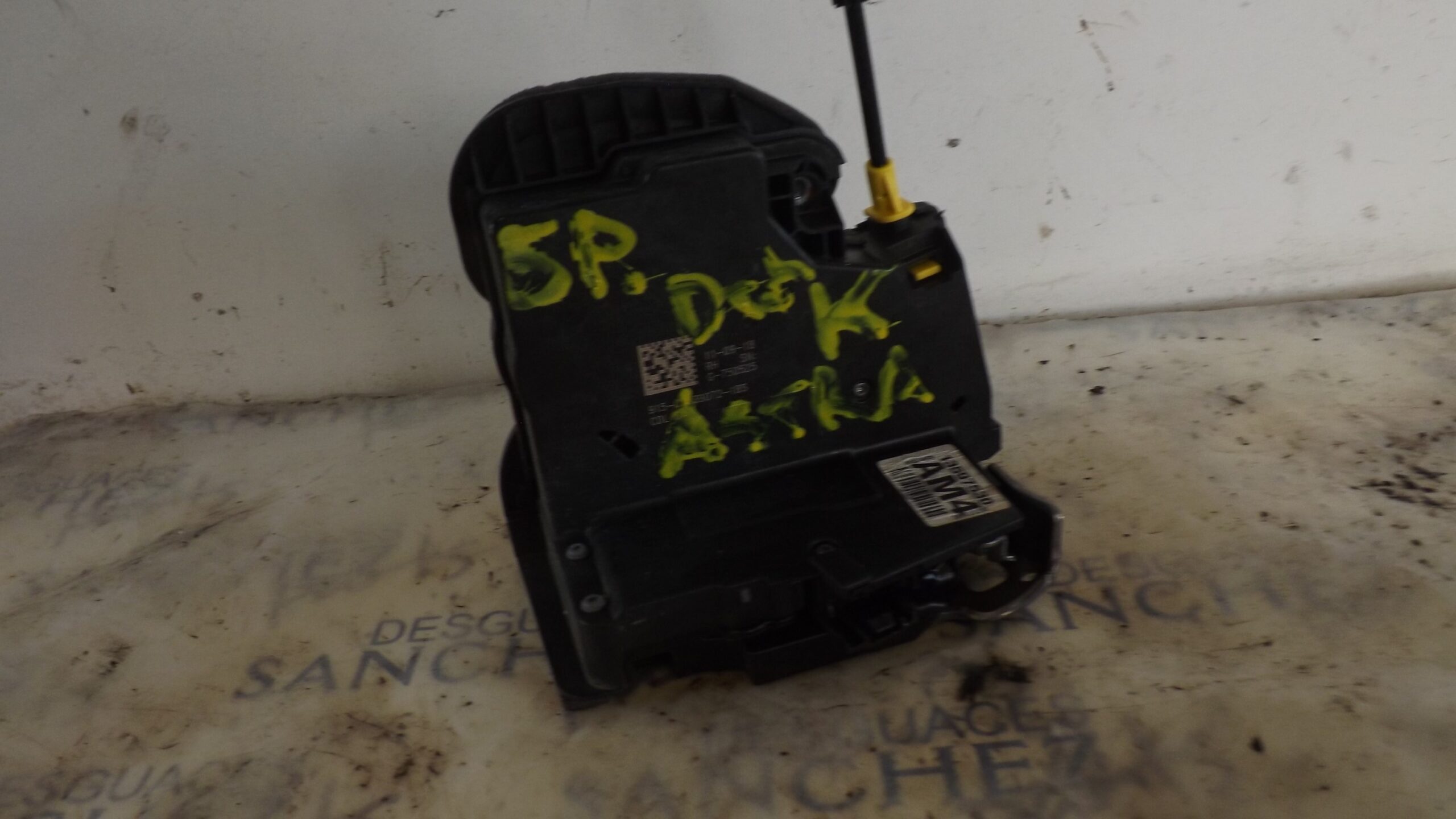 CERRADURA PUERTA DELANTERA DERECHA OPEL ASTRA K LIM. 5TÜRIG 1.4 16V SIDI Turbo