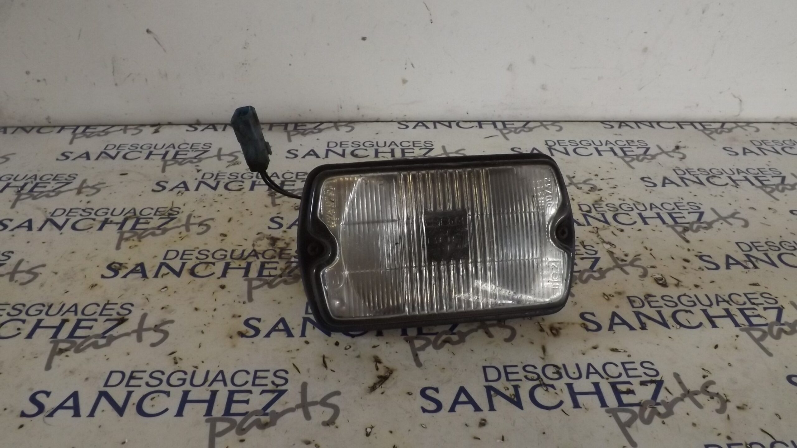FARO ANTINIEBLA DERECHO PEUGEOT 306 BERLINA 3/5 PUERTAS (S1) 1.9 Diesel