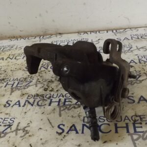 PINZA DE FRENO TRASERA IZQUIERDA RENAULT TRAFIC CAJA CERRADA (AB 4.01) *