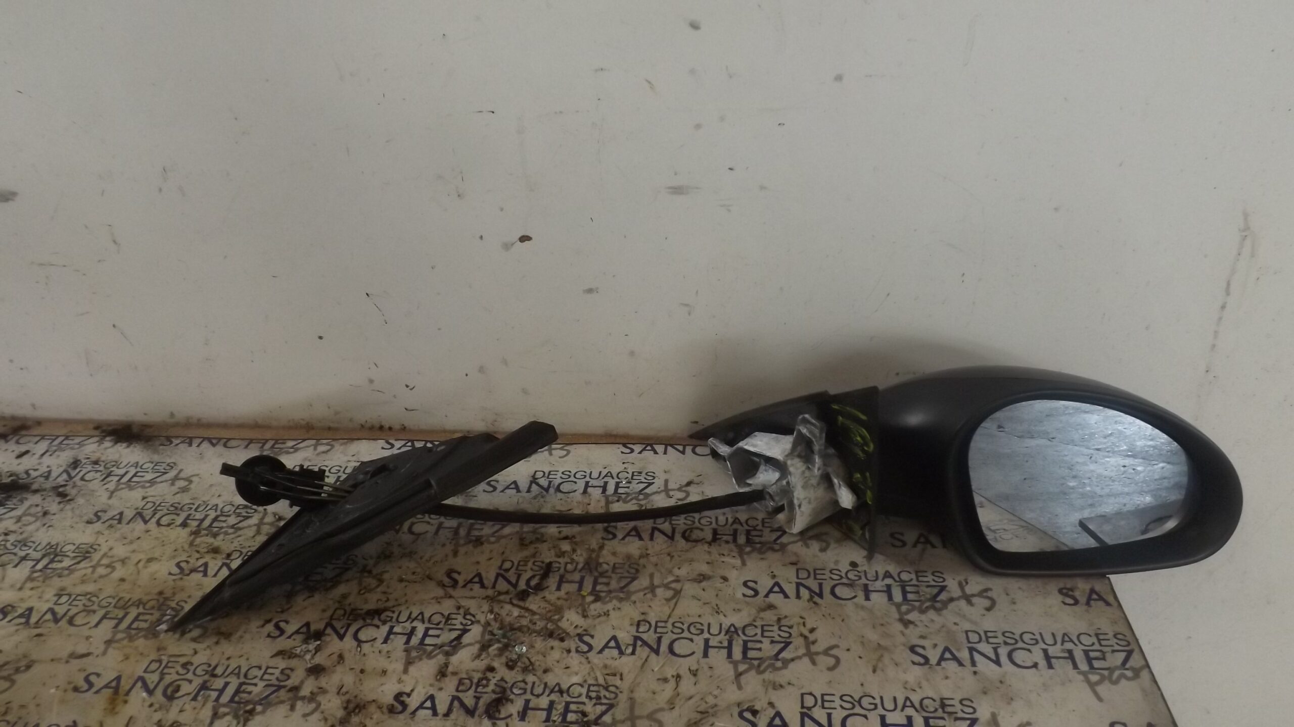 RETROVISOR DERECHO SEAT IBIZA (6L1) *