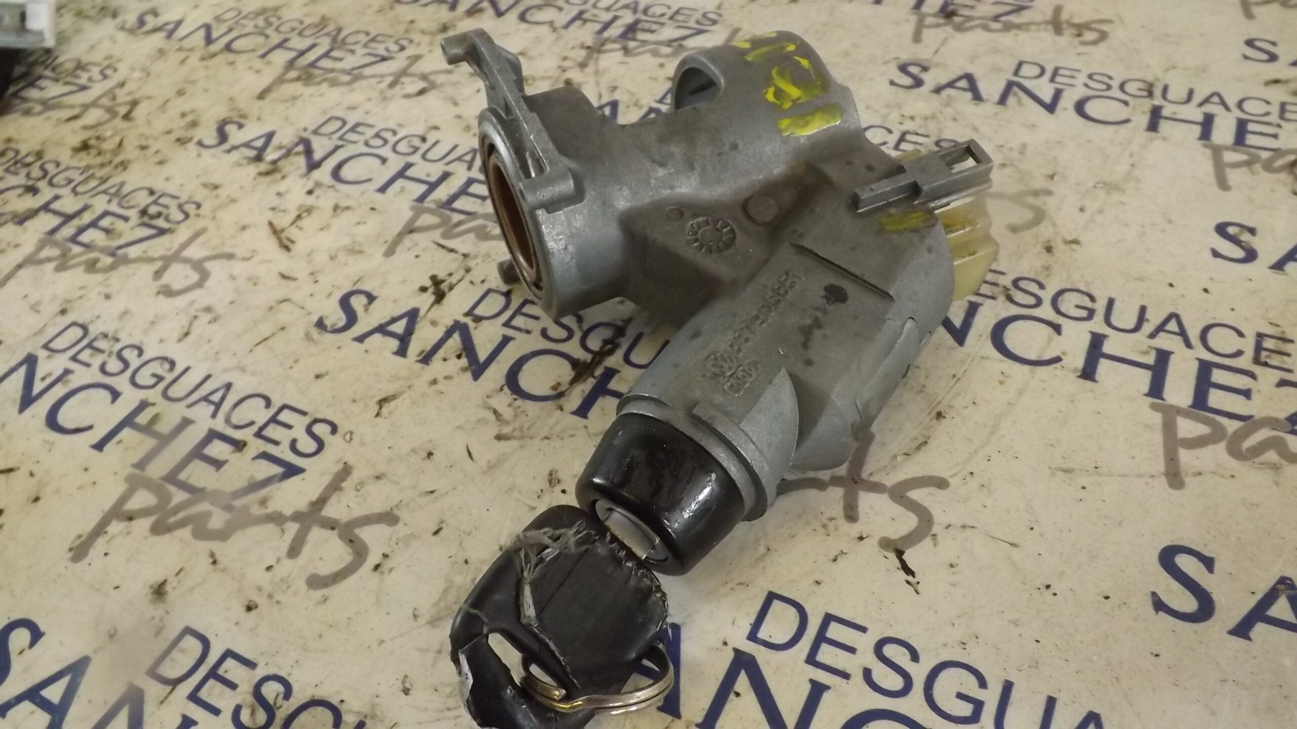 ANTIRROBO / LLAVE CONTACTO SEAT IBIZA (6K) *