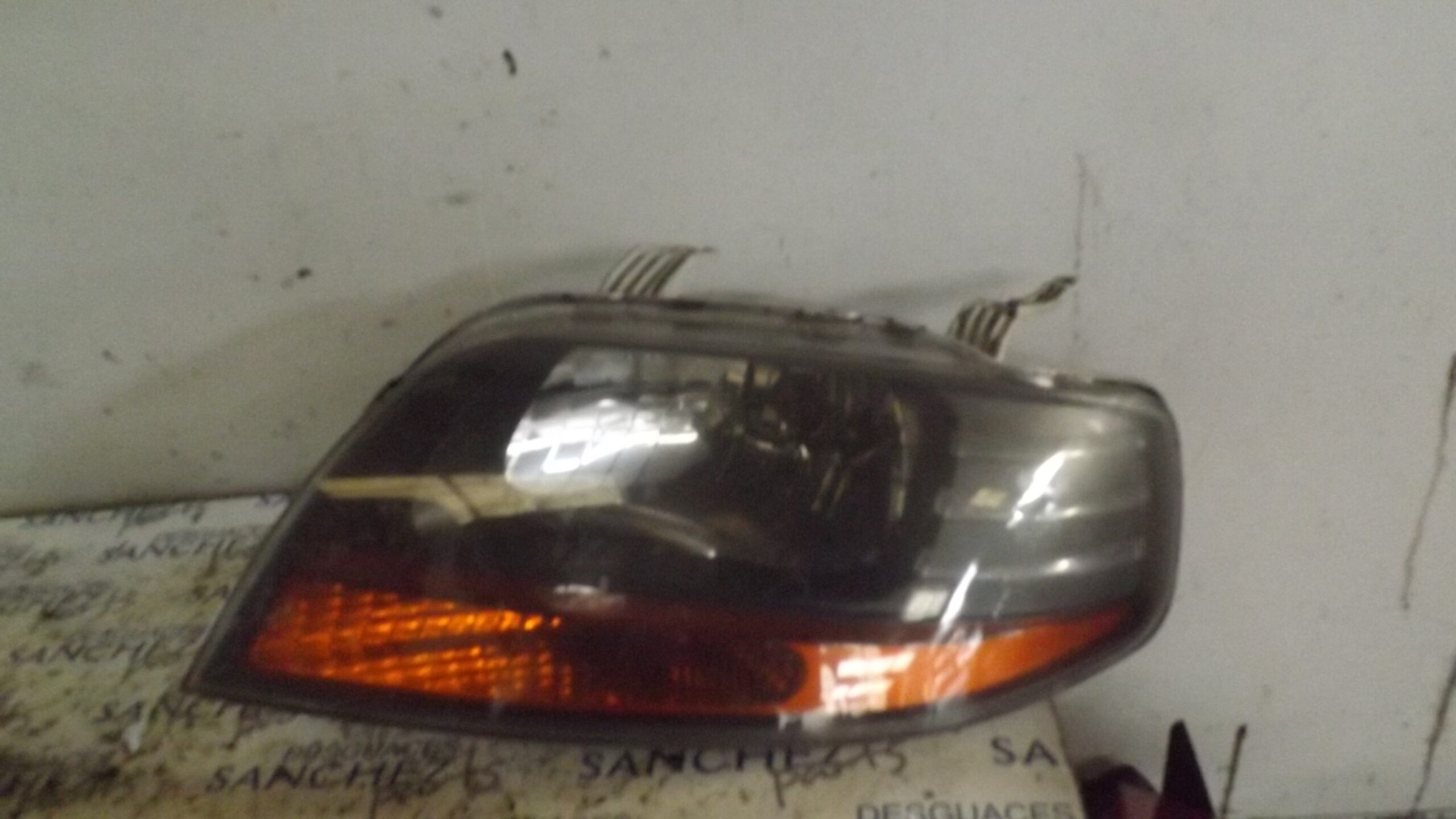 FARO IZQUIERDO CHEVROLET KALOS *
