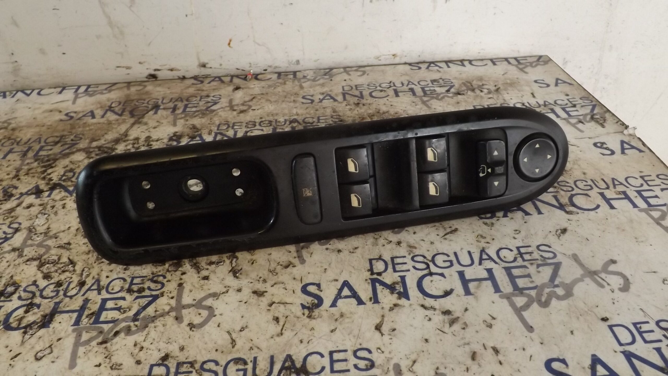 MANDO ELEVALUNAS DELANTERO IZQUIERDO PEUGEOT 407 *