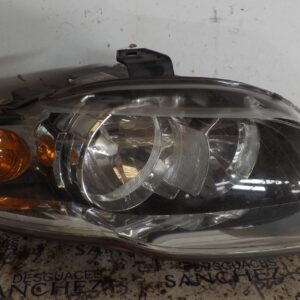 FARO DERECHO AUDI A4 BERLINA (8E) *