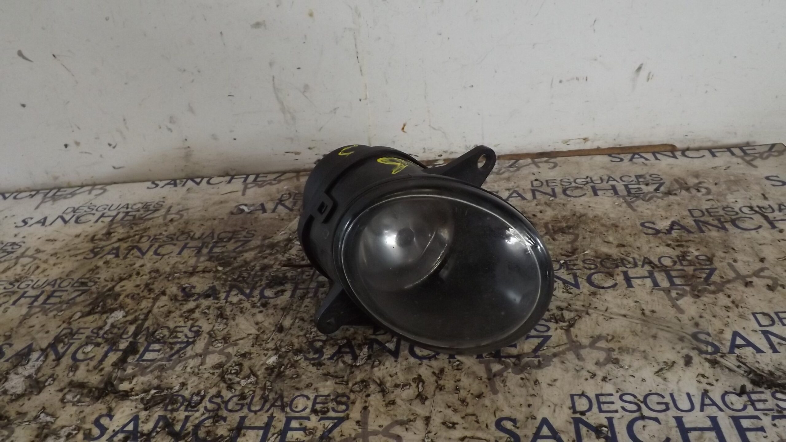 FARO ANTINIEBLA IZQUIERDO AUDI A6 AVANT (4B5) *