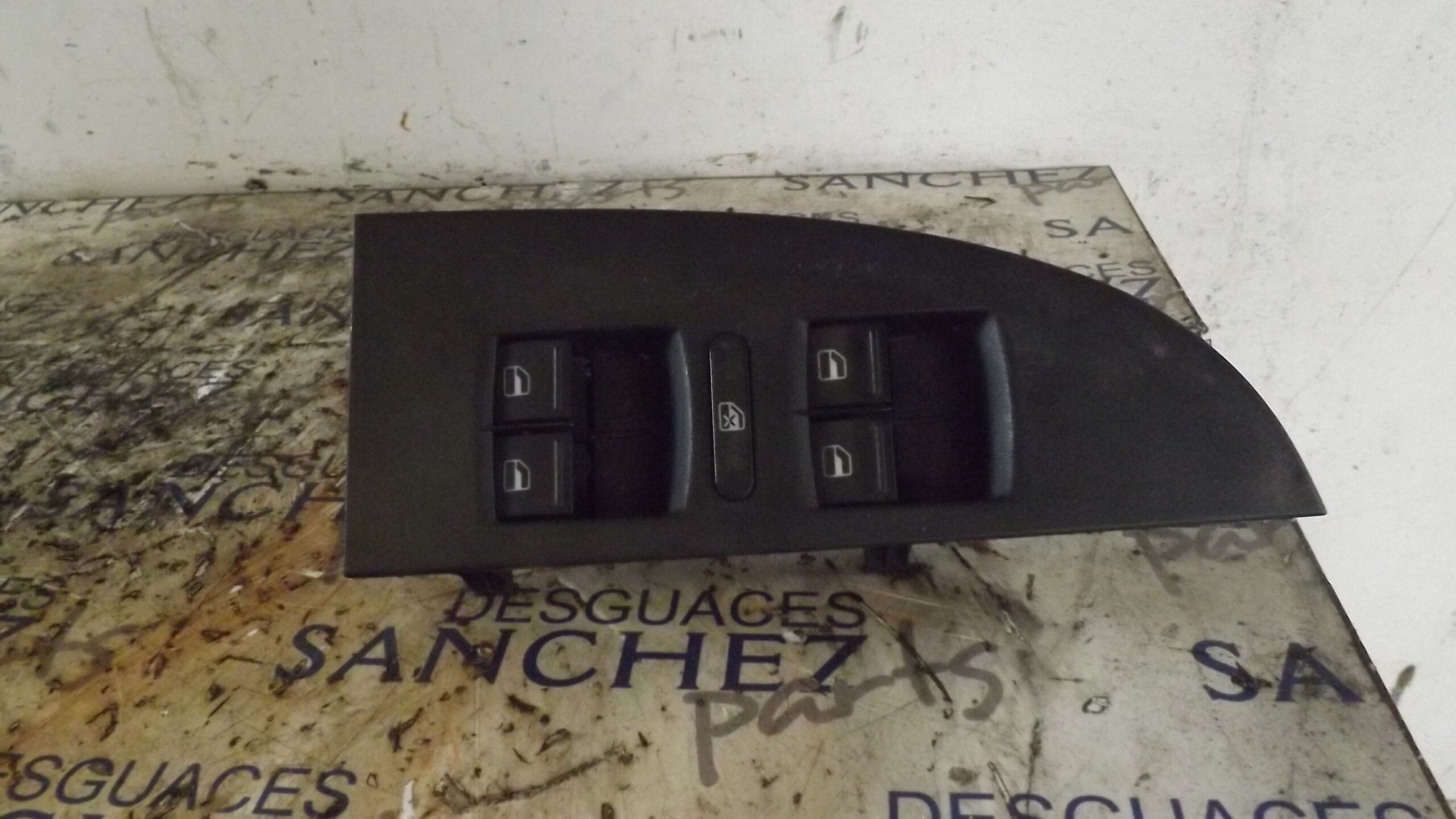 MANDO ELEVALUNAS CUATRO PUERTAS SEAT LEON (1P1) *