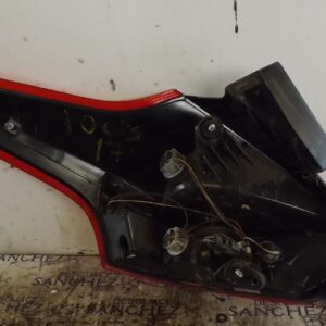 PILOTO TRASERO IZQUIERDO FORD FOCUS *
