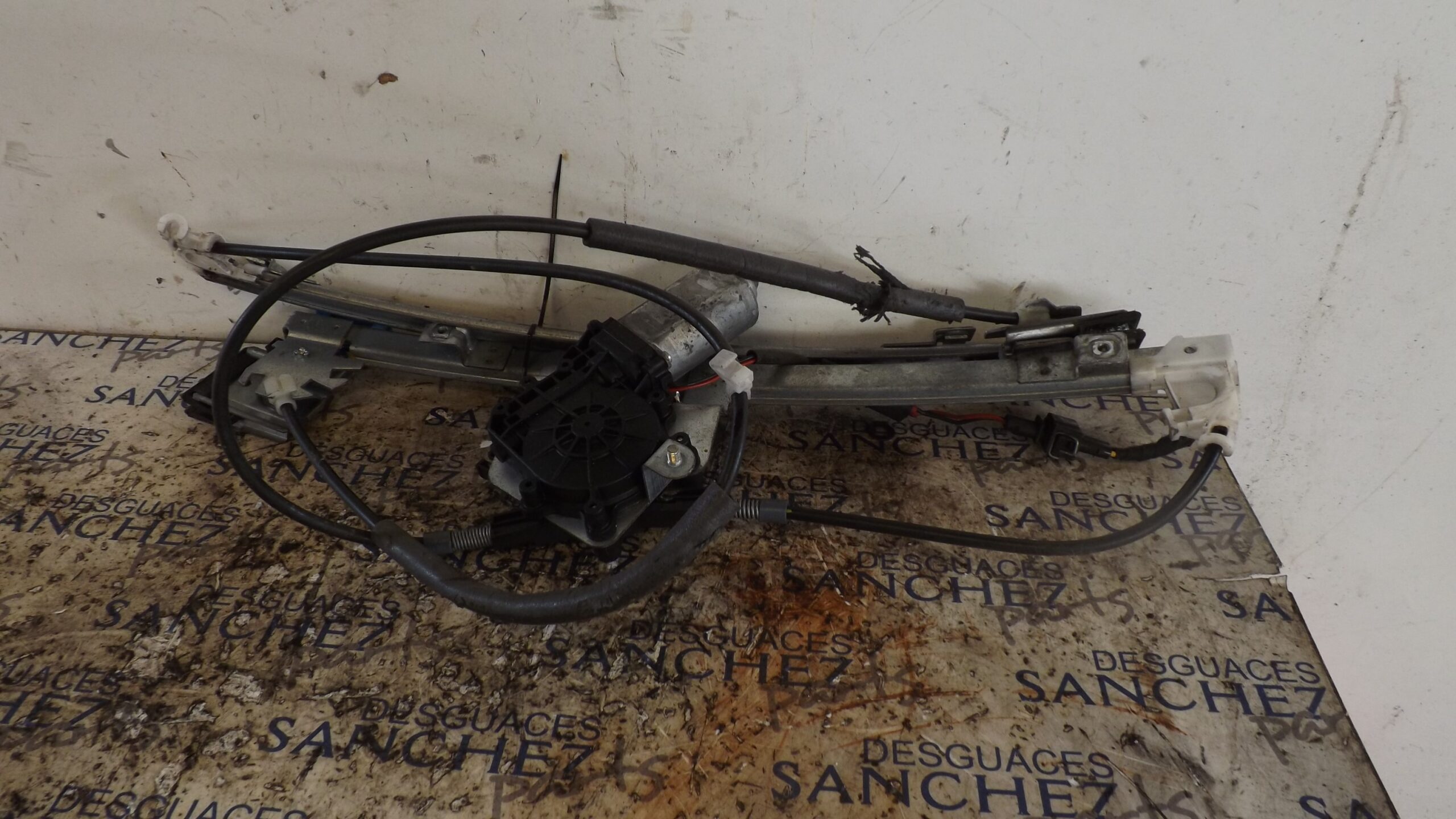 MOTOR ELEVALUNAS DELANTERO DERECHO SEAT IBIZA (6K) *