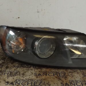 FARO DERECHO VOLVO V50 FAMILIAR *