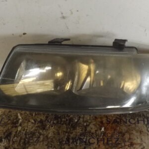 FARO IZQUIERDO SEAT LEON (1M1) *