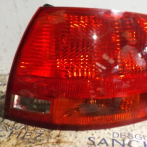 PILOTO TRASERO DERECHO AUDI A4 AVANT (8E) *