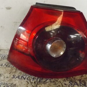 PILOTO TRASERO IZQUIERDO VOLKSWAGEN GOLF V BERLINA (1K1) *