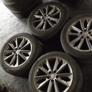 LLANTA SEAT IBIZA (6J5) *