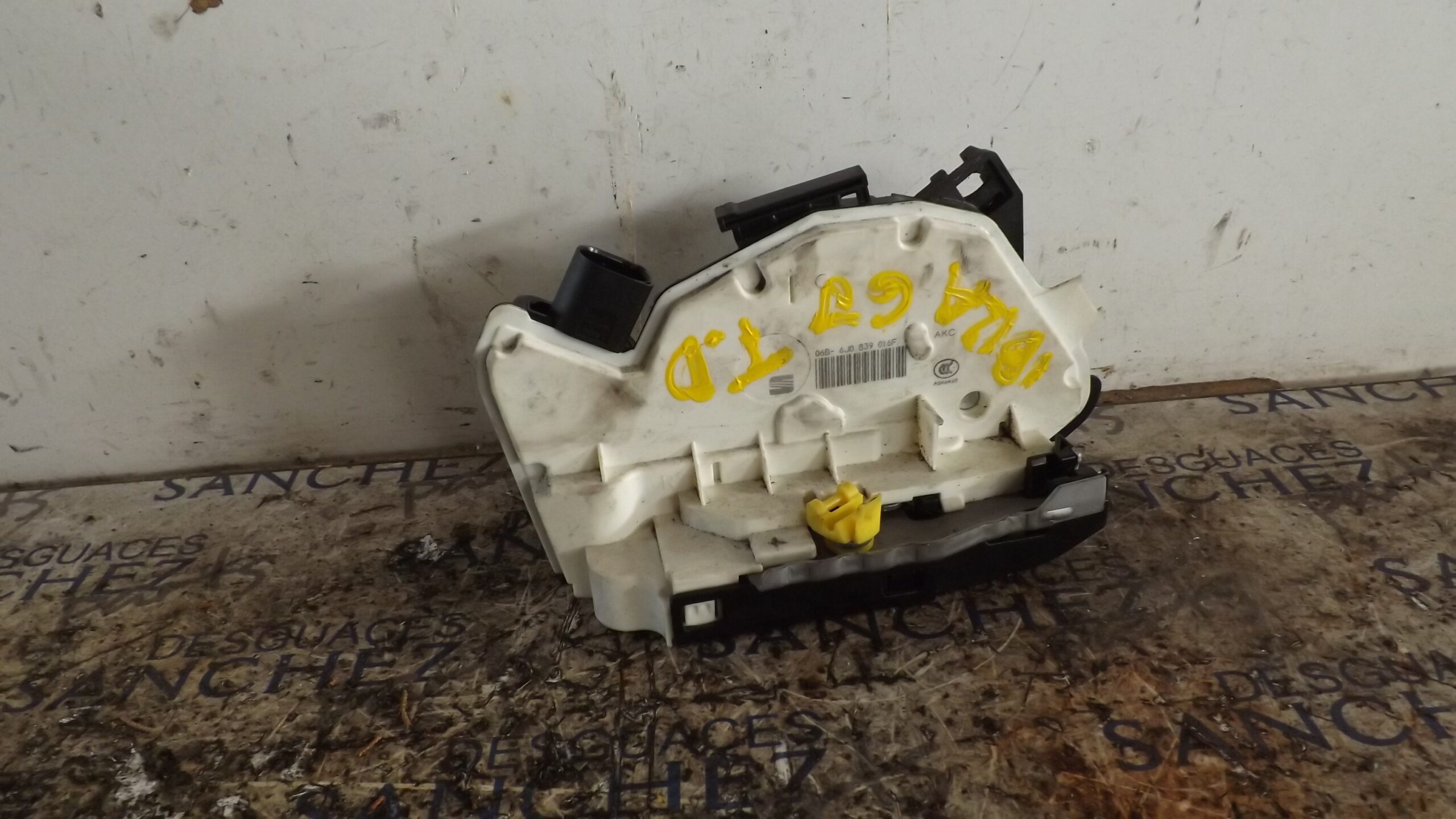 CERRADURA PUERTA TRASERA DERECHA SEAT IBIZA SC (6J1) *