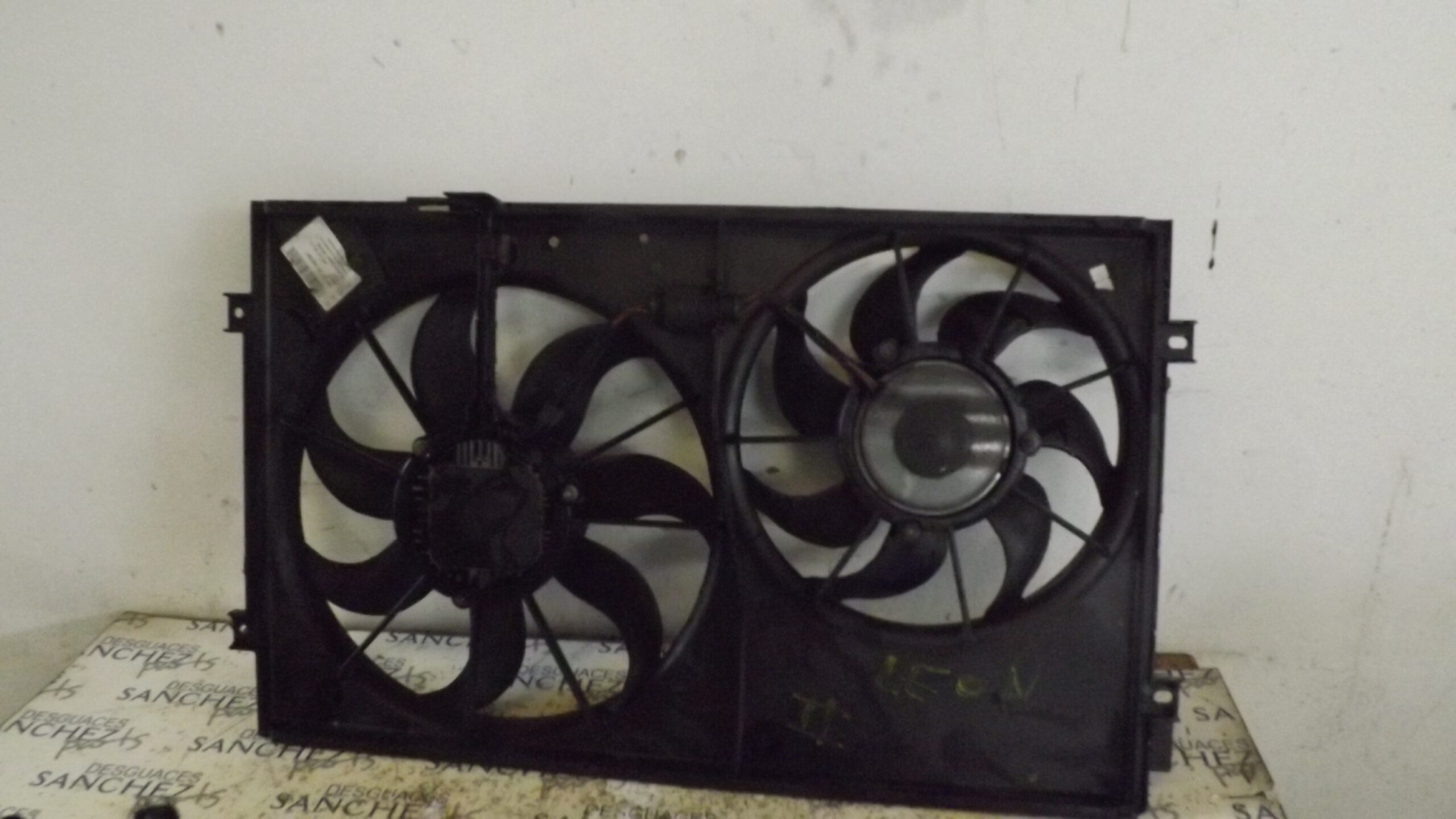 ELECTROVENTILADOR SEAT LEON (1P1) *