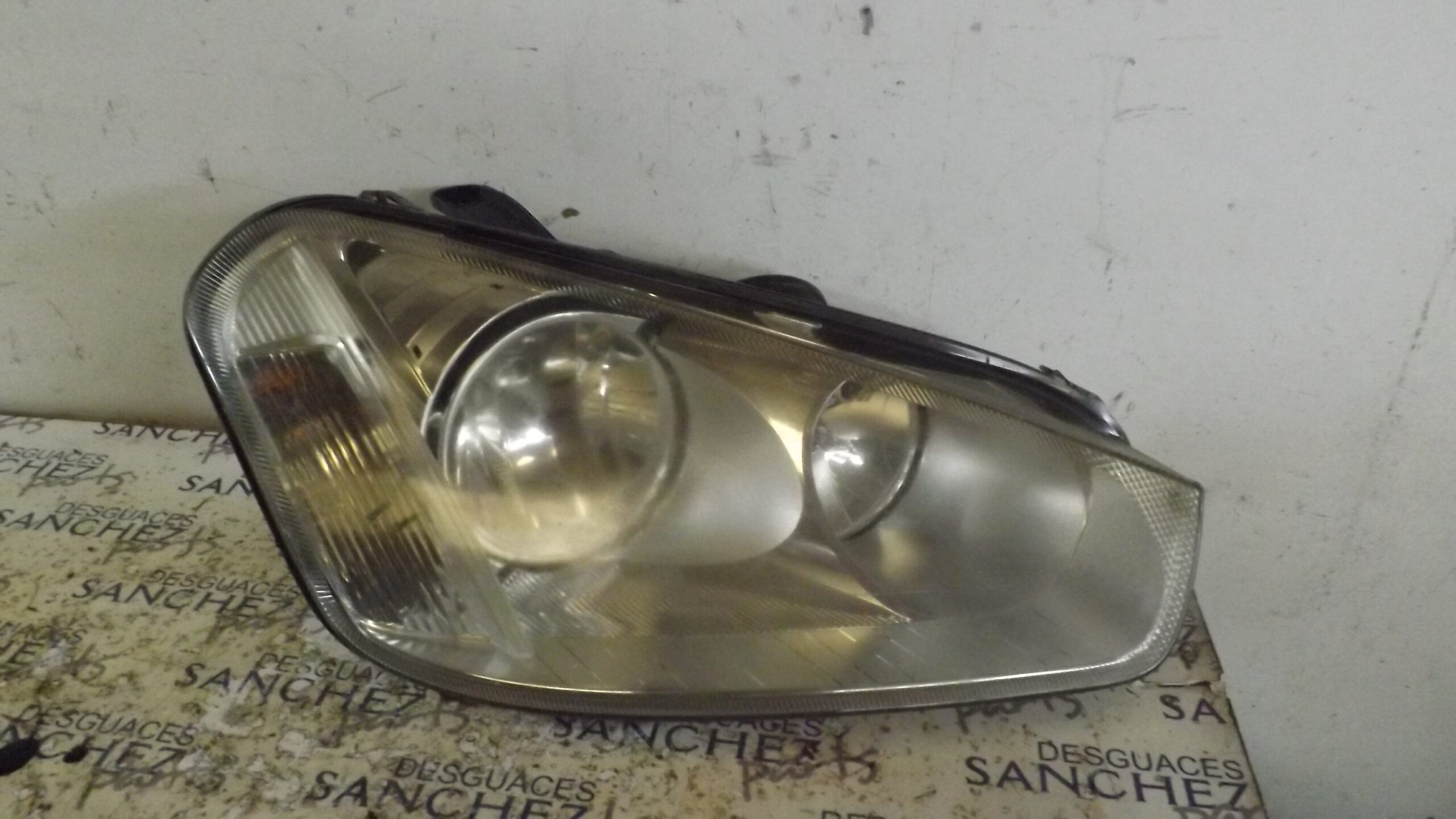 FARO DERECHO FORD C-MAX (CB3) *