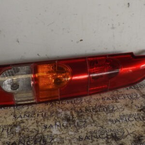 PILOTO TRASERO DERECHO RENAULT KANGOO (F/KC0) *