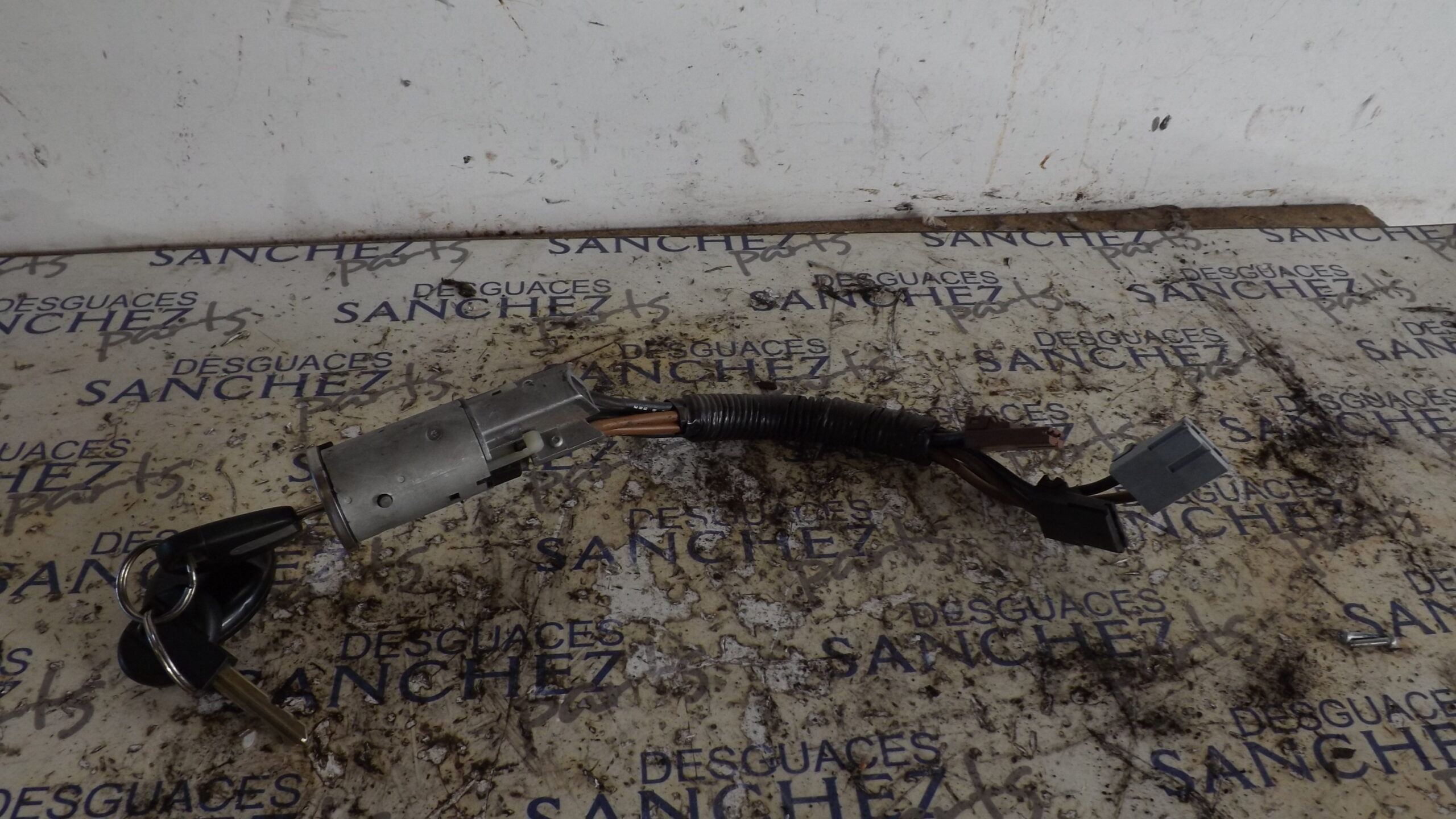 ANTIRROBO / LLAVE CONTACTO CITROEN BERLINGO *