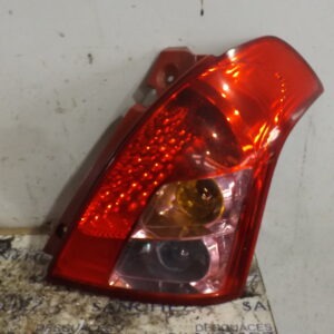 PILOTO TRASERO DERECHO SUZUKI SWIFT BERLINA  (MZ) *