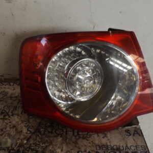 PILOTO TRASERO IZQUIERDO VOLKSWAGEN JETTA (1K2) *