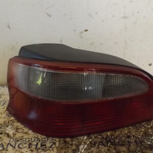 PILOTO TRASERO DERECHO CITROEN SAXO *