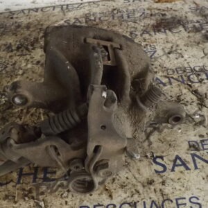 PINZA DE FRENO TRASERA IZQUIERDA VOLKSWAGEN T4 BUS SYNCRO (MOD. 1991) *