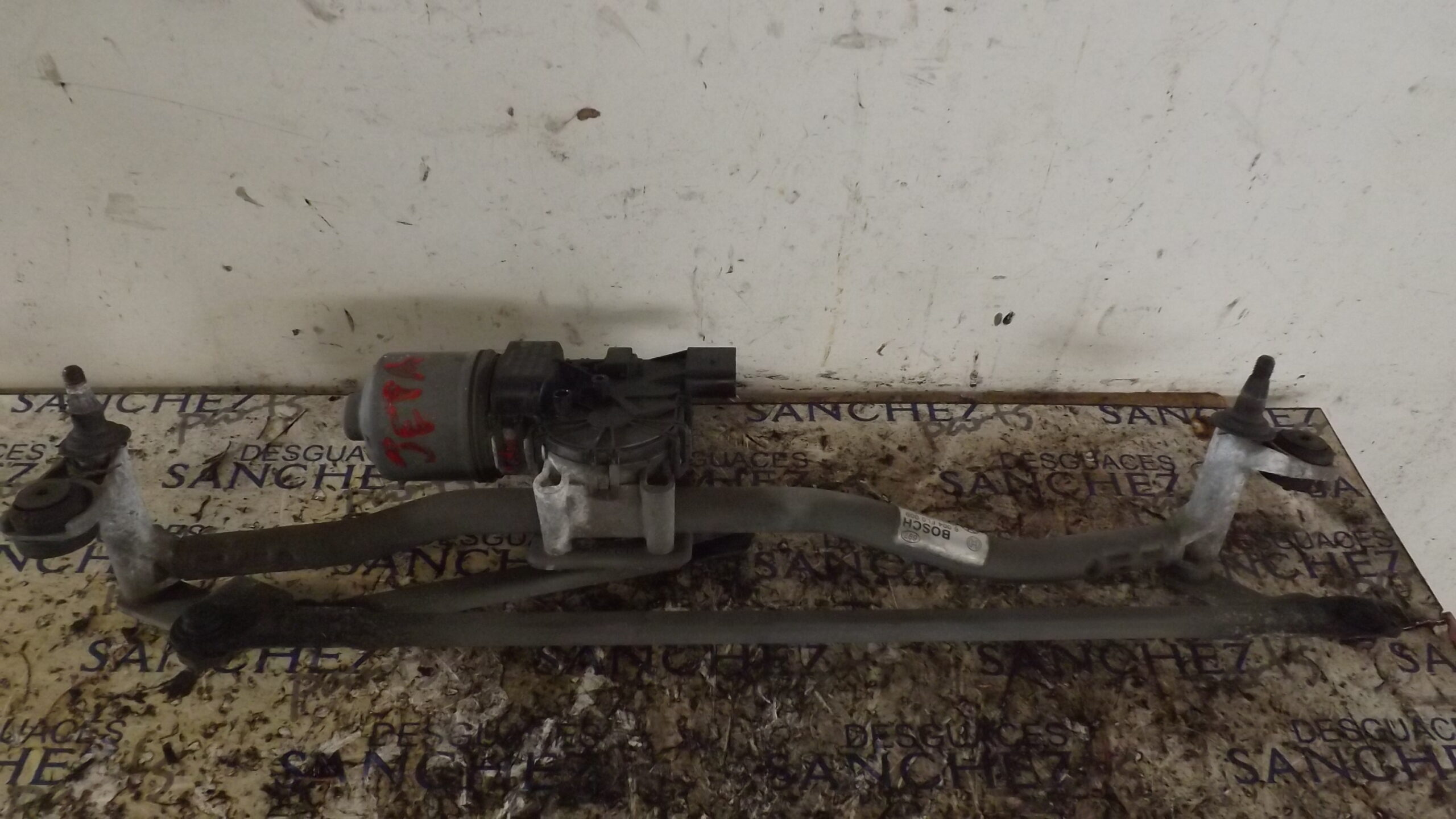 MOTOR LIMPIA DELANTERO VOLKSWAGEN JETTA (162)(10.2010->) *