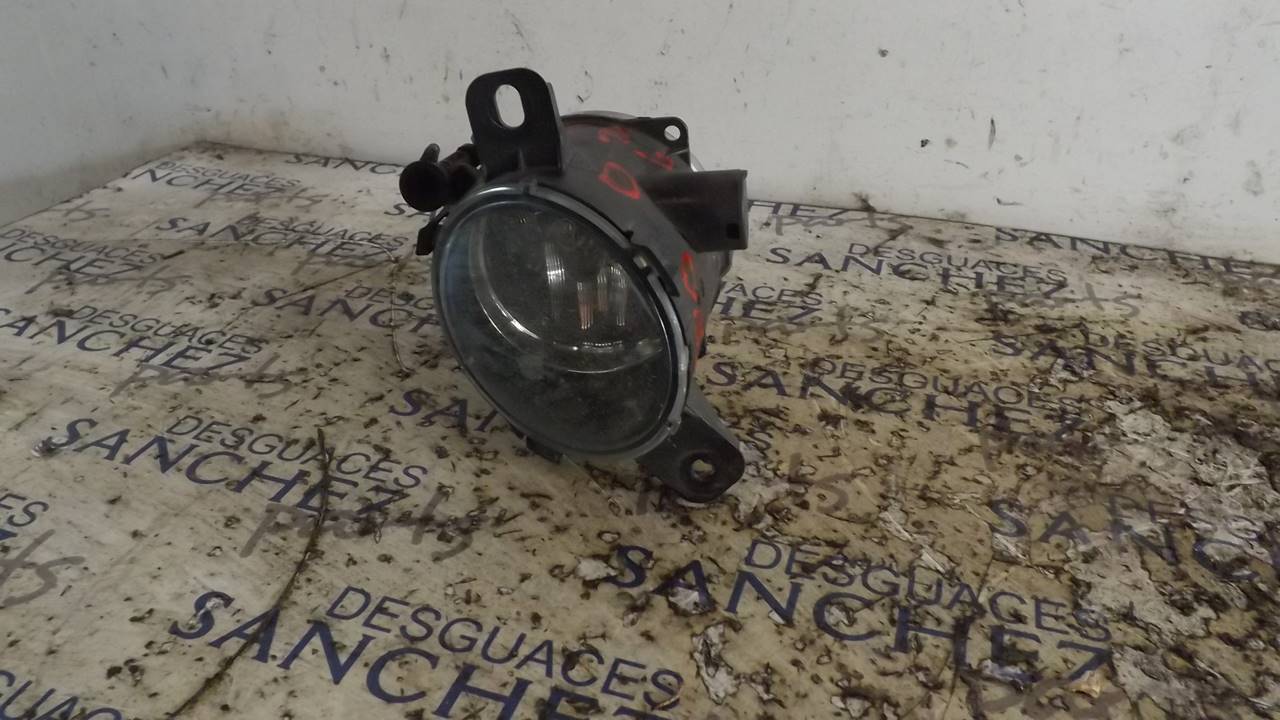 FARO ANTINIEBLA DERECHO OPEL CORSA D *