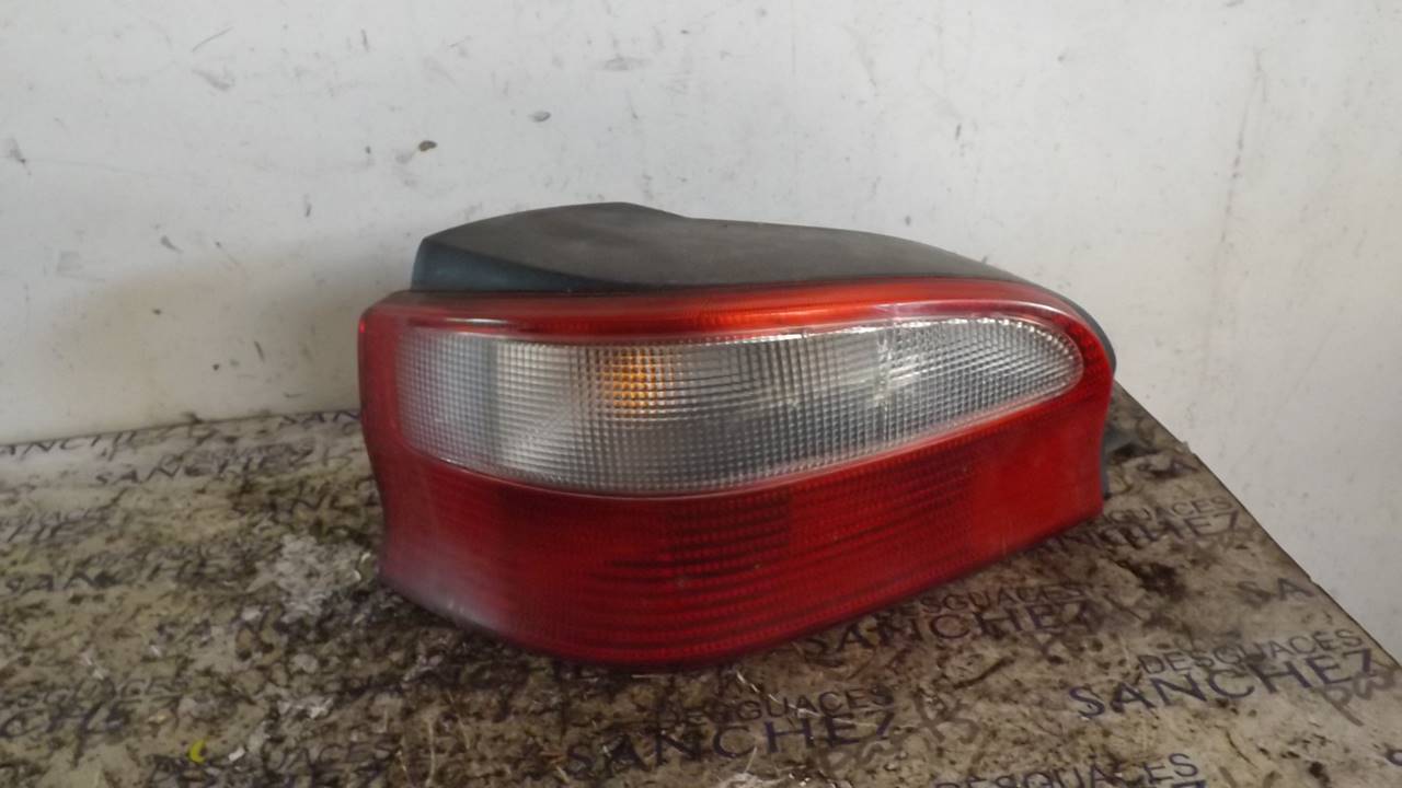 PILOTO TRASERO IZQUIERDO CITROEN SAXO *